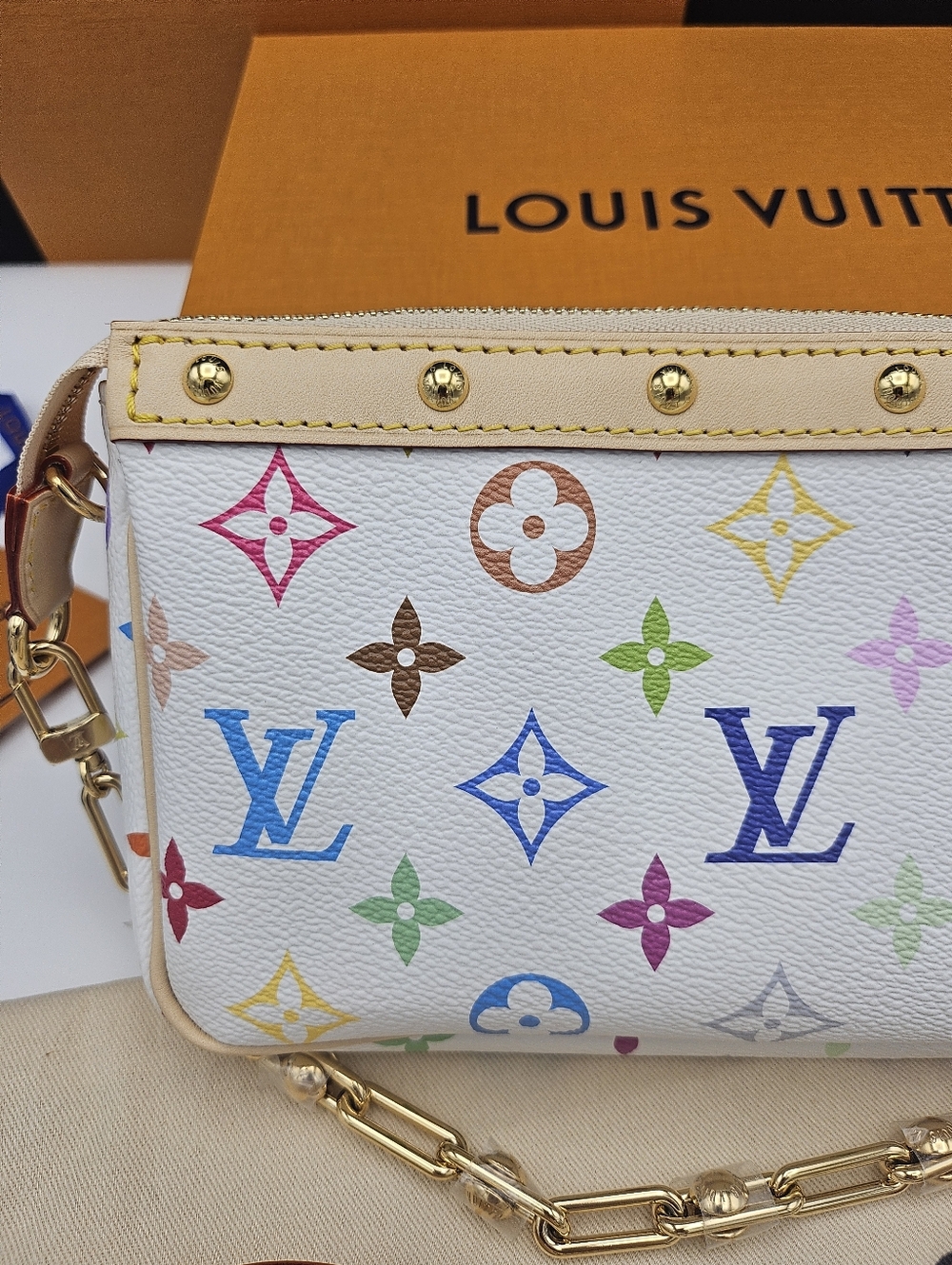 Brand new authentic Louis Vuitton LV x TM Pochette Accessoires, Multicolor - Picture 10 of 17